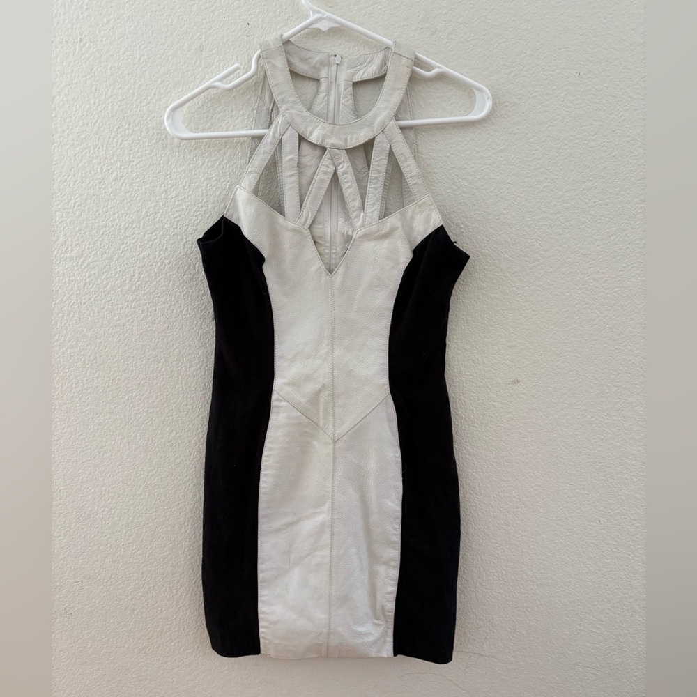Vintage Wilsons Women's Black/White Leather Cage Neck Stretch Bodycon Dress Sz M